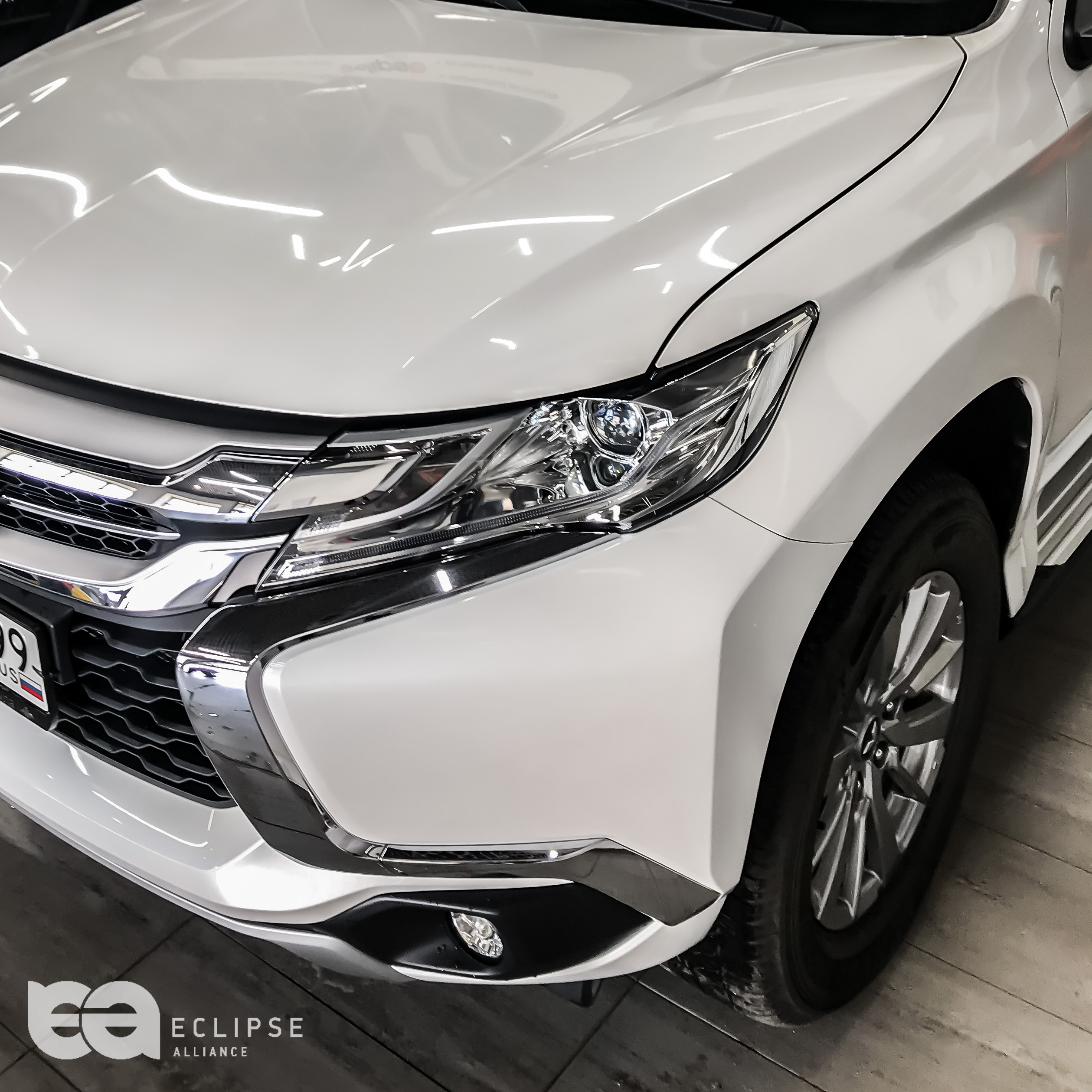 Оклейка авто пленкой в Москве